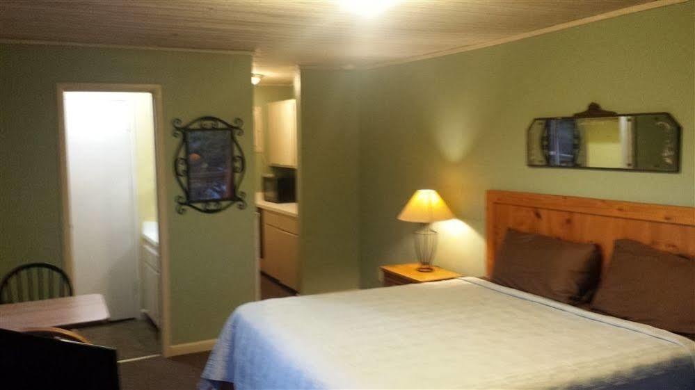 Lodge At Turkey Cove Canyon Lake Exterior foto